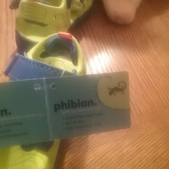 NWT Stride Rite PLAY SHOES - Picture 6 of 8